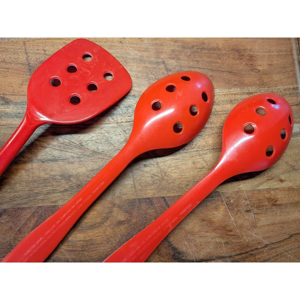 Vibrant Red Melamine Kitchen Utensil Set Slotted Spoons and Turner 3 Piece‎